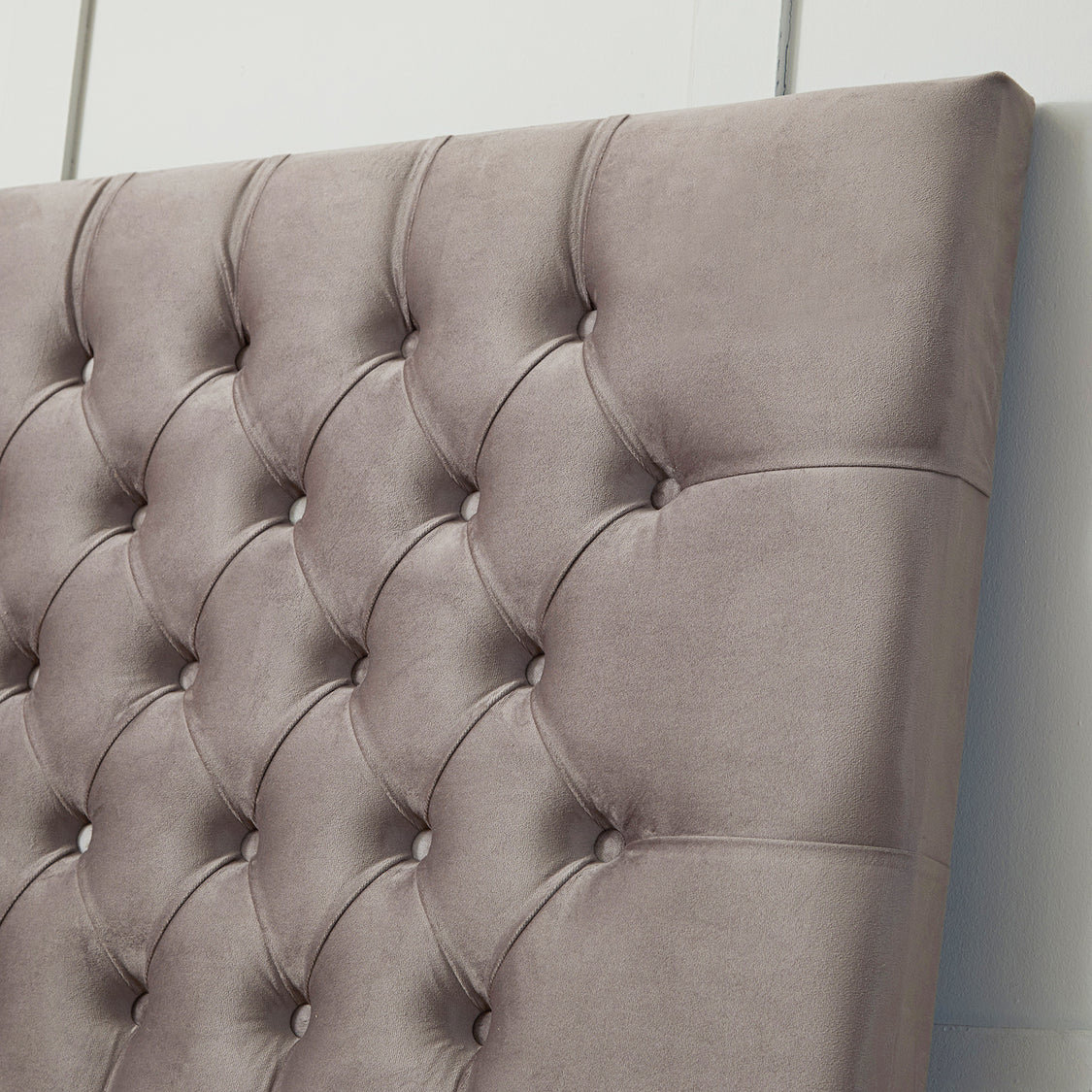 Chesterfield Traditional Upholstered Headboard