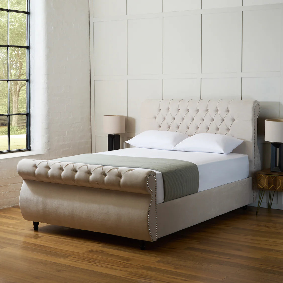 Chiswick Grand Ottoman Bed Frame
