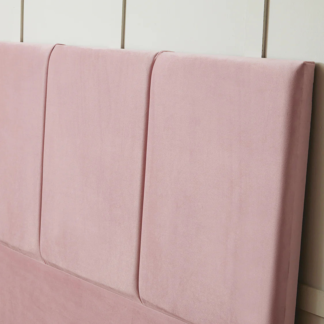 Zanda Traditional Upholstered Headboard