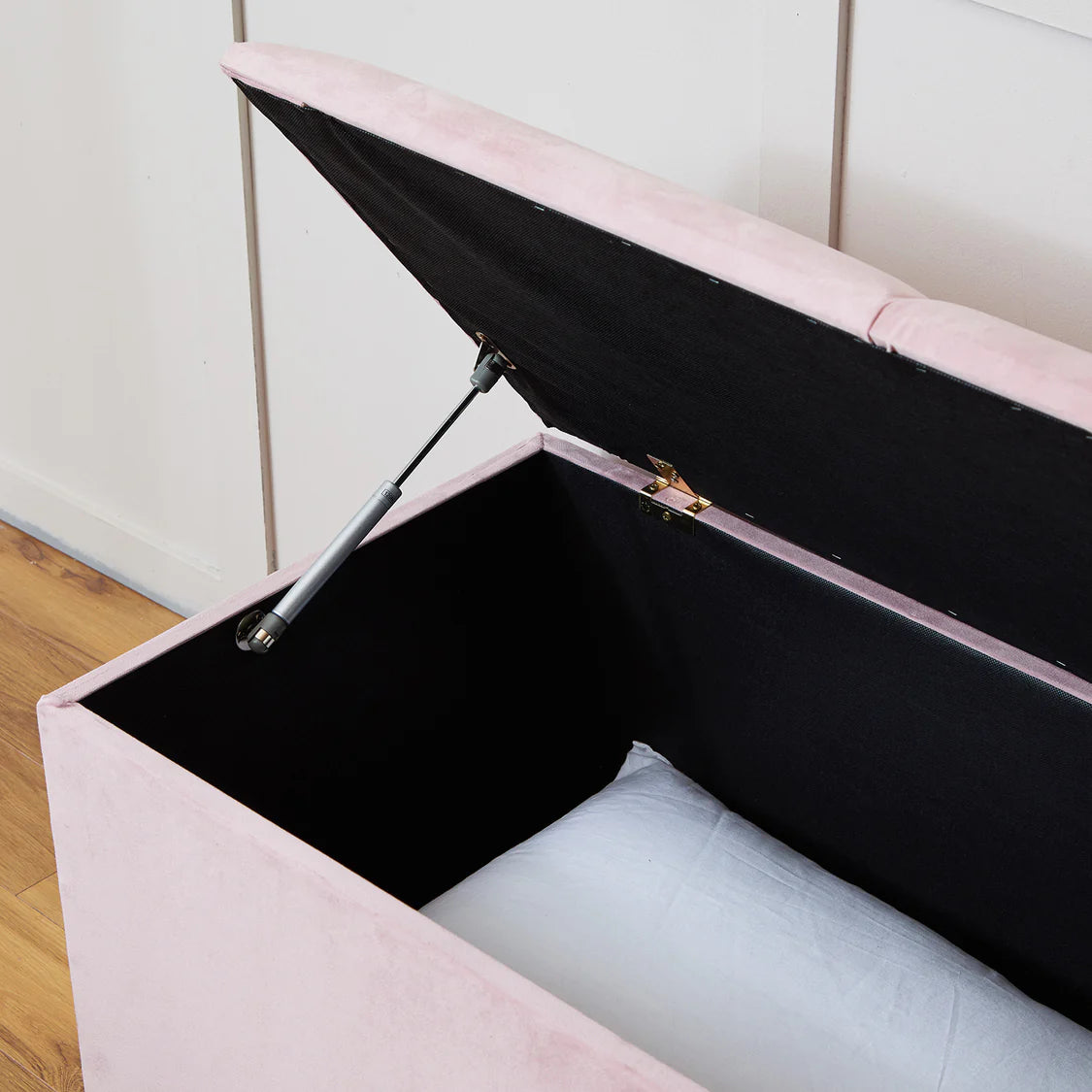 Zanda Ottoman Blanket Storage Box